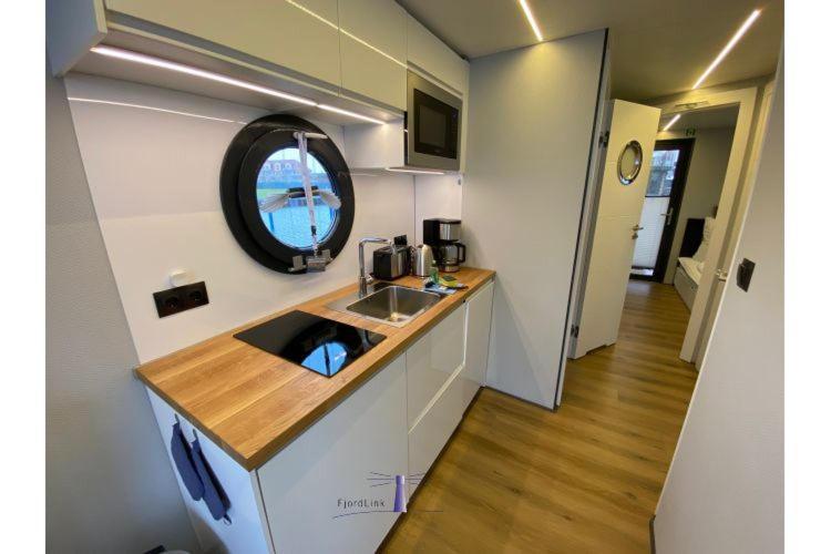 Hausboot Fjord Vela Mit Biosauna In Barth Exteriér fotografie